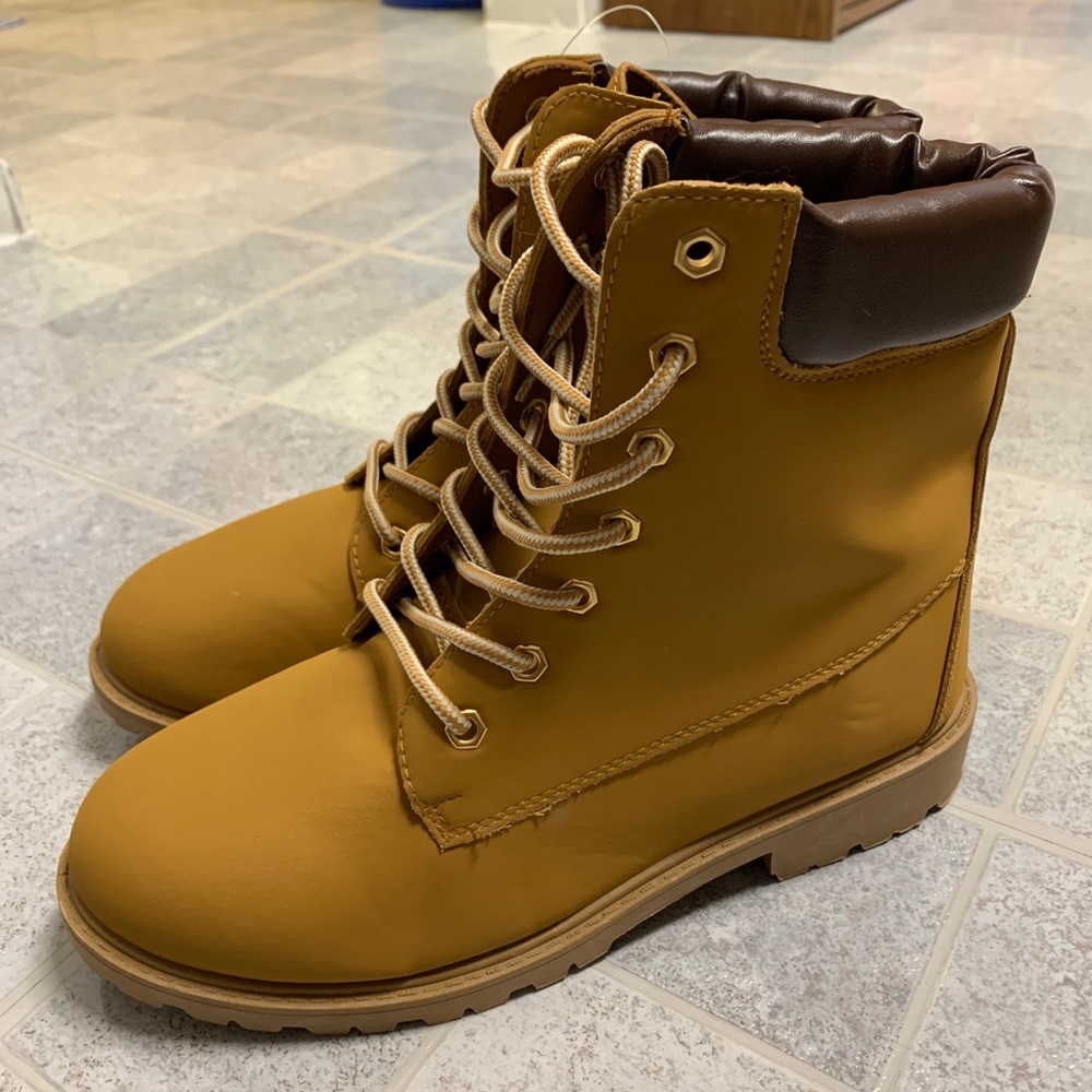 NWOB Charlotte Russe Vegan Leather Lace Up Boots